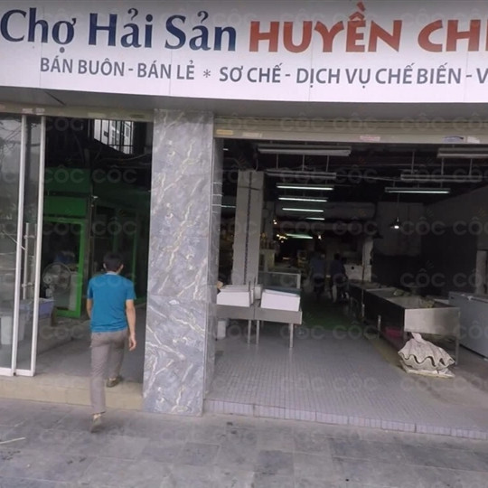 Hà Nội: Hải sản dành cho nhà giàu giảm giá kỷ lục vẫn ế ẩmicon