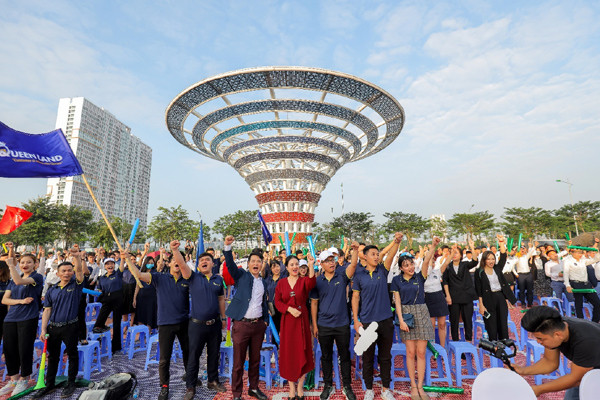 Hàng nghìn ‘chiến binh’ dự Lễ ra quân dự án KĐT Dương Nội