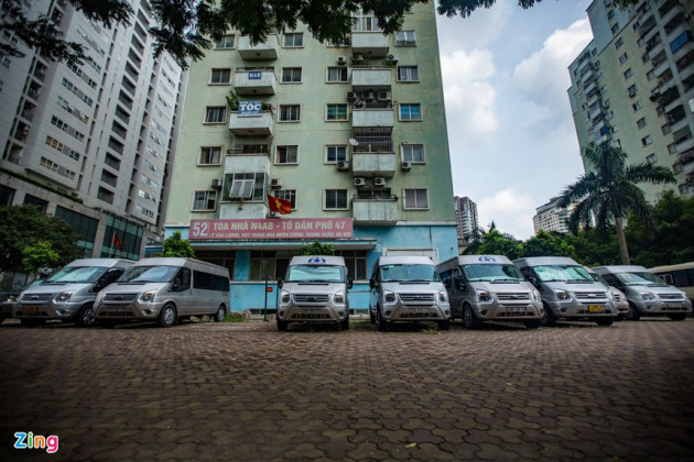 oto xep xo khap thanh pho anh 16