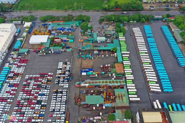 oto xep xo khap thanh pho anh 7