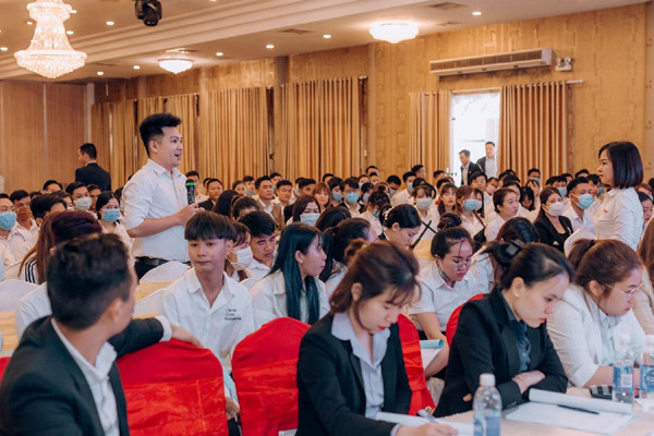 Hành trình kiến tạo môi trường làm việc chuyên nghiệp của Đại Hưng Thịnh