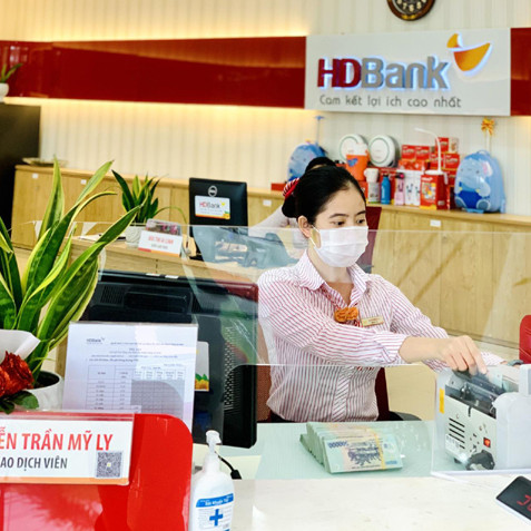 HDBank hoàn thành 58% kế hoạch năm, thu nhập dịch vụ tăng mạnh