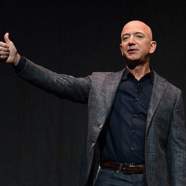 Jeff Bezos tuyên bố rời ghế CEO của Amazonicon