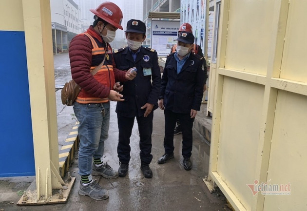Không tập trung quá 10 công nhân một chỗ trên công trình xây dựng