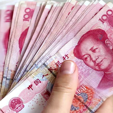 Khử trùng tiền mặt bằng tia cực tím để hạn chế virus Coronaicon