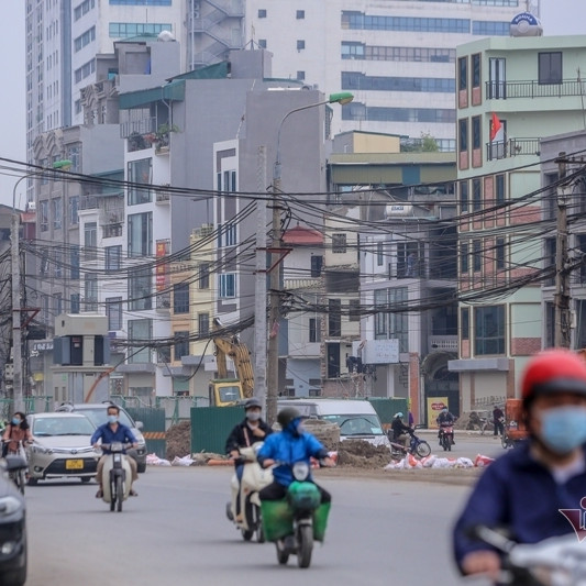 Kỳ dị nhà vát chéo, tam giác…đua nhau 'đu bám' trên đường vành đai Hà Nộiicon