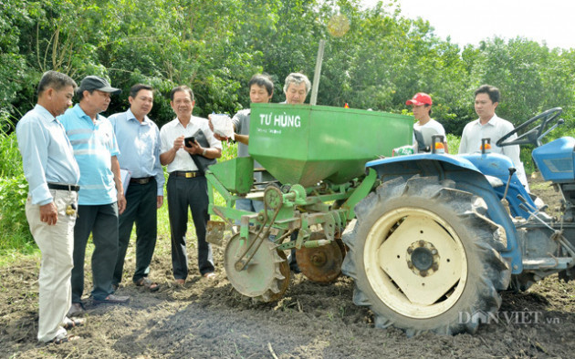 Kỹ sư làng sáng chế hàng loạt máy nông nghiệp khiến nông dân làm ruộng nhàn tênh