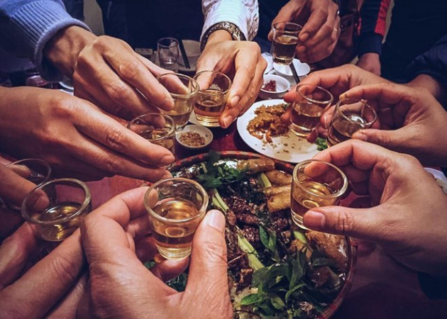 Loạn rượu 'nút lá chuối': Chuyên gia công bố 770 triệu lít, Bộ thống kê 47 triệu lít