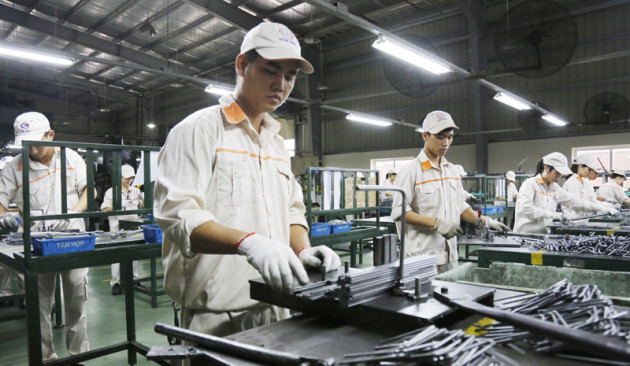 Miệt mài cải cách vẫn chưa hết... bệnh vô cảm
