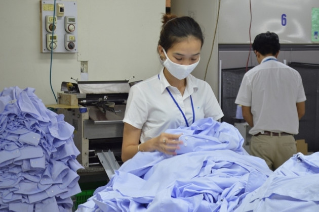 Mỹ nguy cơ, EU đóng băng, DN Việt khó đầu vào, tắc đầu raicon