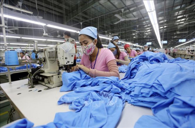 Mỹ nguy cơ, EU đóng băng, DN Việt khó đầu vào, tắc đầu ra