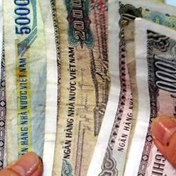 Ngân hàng Nhà nước yêu cầu khử khuẩn tiền cũ phòng Covid-19