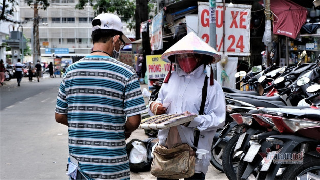 Ngao ngán đời vé số dạo, chưa bao giờ thảm như này