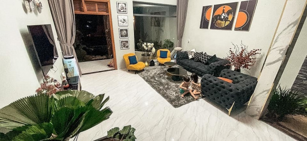 Nhà cấp 4 đẹp sánh ngang resort, đủ hồ cá, sân vườn nướng