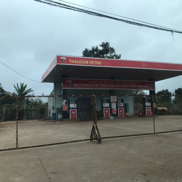 Nhiều nơi khan hiếm xăng dầu, Bộ họp khẩn ra quyết định gấpicon
