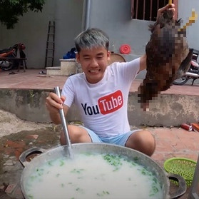 Những kênh Youtube gây tranh cãi nhưng vẫn 'bội thu' bạc tỷ?icon