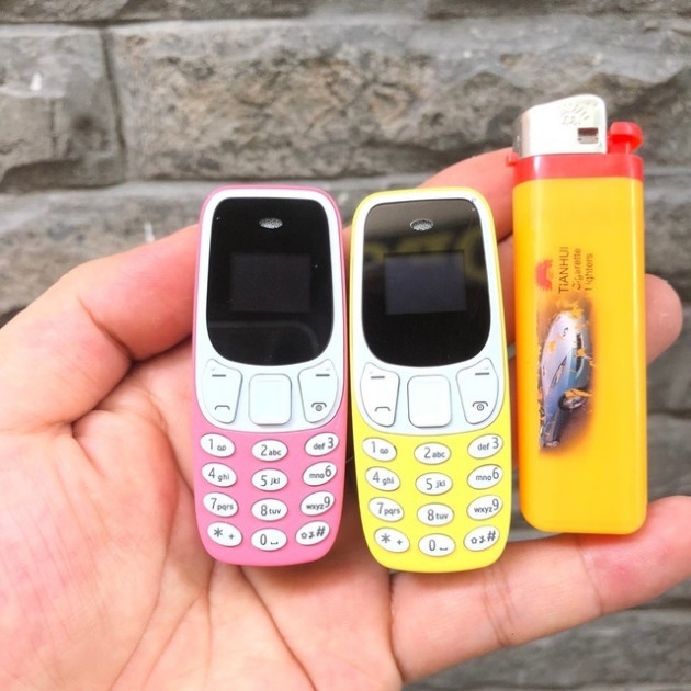 Phát sốt với điện thoại tí hon như chiếc bật lửa giá chưa tới 200.000 đồngicon