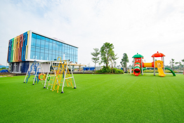 Phố Nối House xây sân chơi miễn phí rộng cả hecta