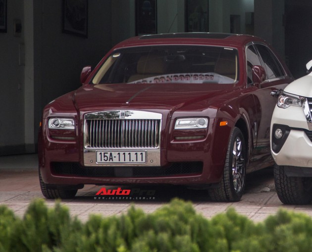 Rao bán Roll-Royce Ghost biển ngũ quý 1 giá hơn 11 tỷ