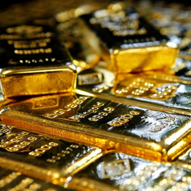 Rút tiền khỏi ngân hàng, người Mỹ đổ vào vàng, Bitcoin và chứng khoánicon