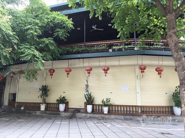 Sau chuỗi ngày 'tê cứng', hàng quán rục rịch chờ lệnh mở cửa