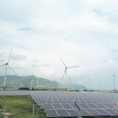 Sau cuộc họp của Bộ Công Thương, loạt dự án điện mặt trời bớt lo lắngicon