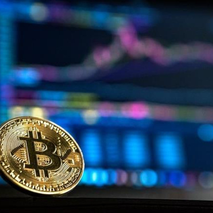 Tiền ảo tăng chóng mặt, Bitcoin chạm 12.000 USDicon