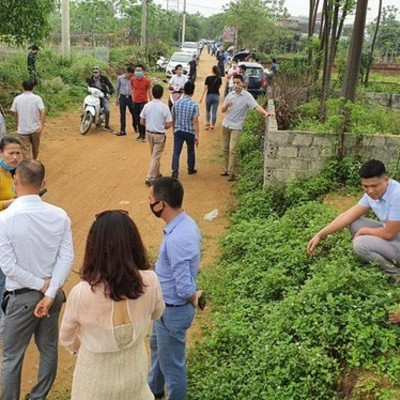 Tiền nhiều biết làm gì: Phong trào 'chạy trốn', chôn hết vào đất