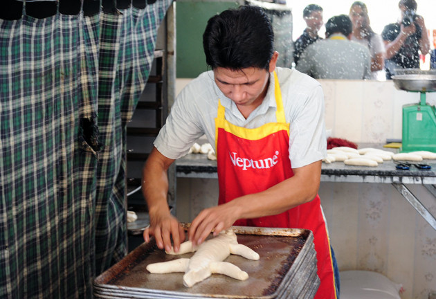 Tiết lộ bất ngờ của cô chủ bánh mì 'cá sấu siêu to khổng lồ'