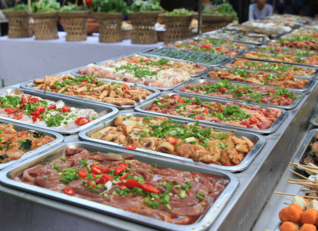 Tiết lộ 'sốc' về lẩu Thái, buffet giá rẻ từ cựu nhân viên nhà hàng, nghe xong khiến nhiều người giật mình thon thót