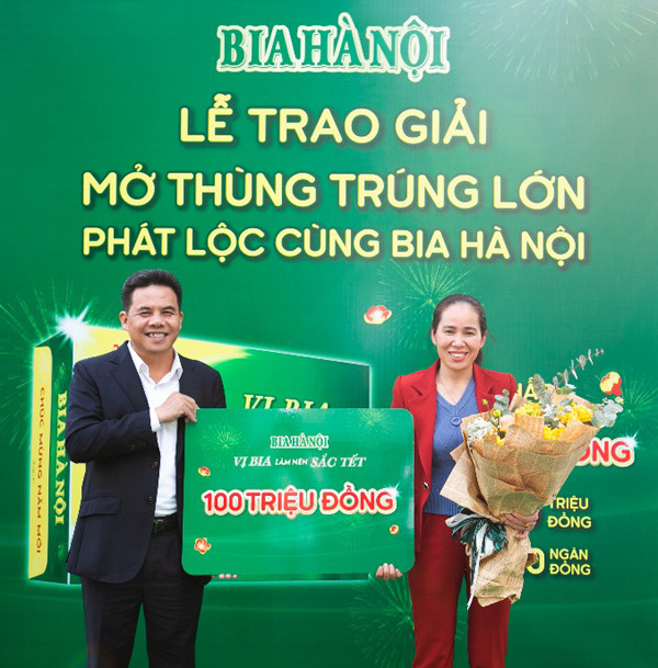 Trúng thưởng 10 cây vàng nhờ thưởng thức Bia Hà Nội