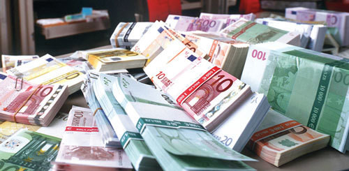 Tỷ giá ngoại tệ ngày 16/4, USD tăng vọt trở lại, Euro giảm sâuicon