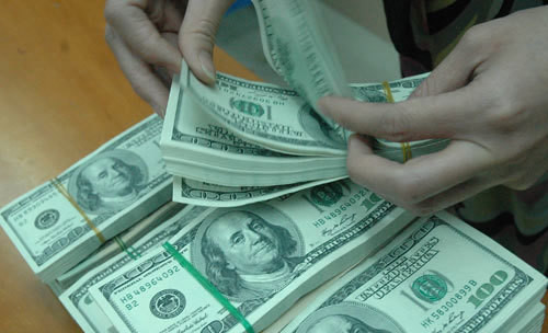 Tỷ giá ngoại tệ ngày 17/4: Euro suy yếu, USD treo caoicon