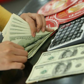 Tỷ giá ngoại tệ ngày 17/9, USD giảm, bảng Anh tăng mạnhicon