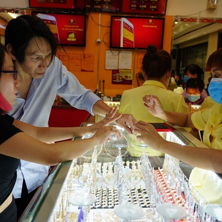 Vàng được dự báo tăng giá trong tuần tớiicon