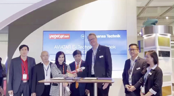 Vietjet số hoá quy trình cập nhật thông tin kỹ thuật tàu bay