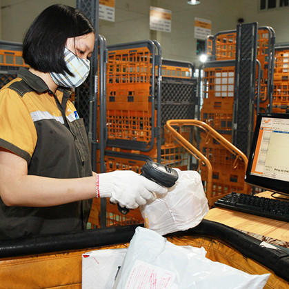 Vietnam Post đảm bảo chuyển phát hàng đến vùng dịch