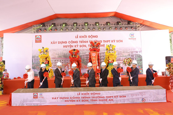 Xây trường ở miền núi Nghệ An, Trungnam Group cam kết đầu tư cho con người