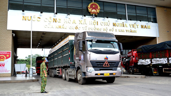 Xuất nhập khẩu hàng hóa qua cửa khẩu Lào Cai tăng mạnh nửa đầu năm 2021