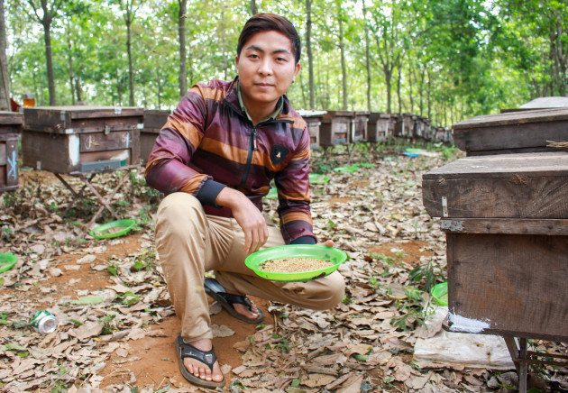 chum anh: than toc dua ong kip "an" nhung mua hoa tay nguyen hinh anh 7