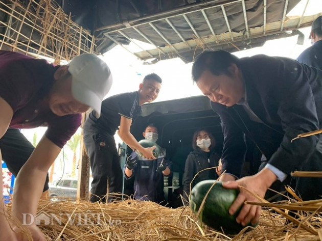 dich corona: quang ninh gui 4 van "tam long" den nguoi trong dua hinh anh 7