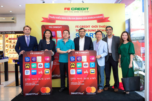 FE Credit lần đầu ra mắt thẻ tín dụng Combo pack Smart Plus +