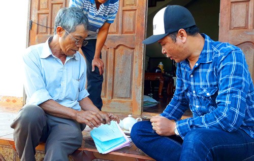 giai ma vo no nong san o tay nguyen: vi sao cu phai ky gui ca phe? hinh anh 1