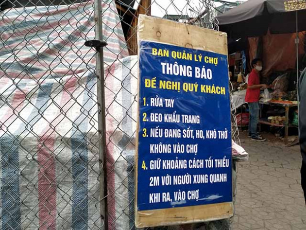 ha noi: cho dan sinh, sieu thi tap nap trong ngay dau cach ly toan xa hoi hinh anh 4