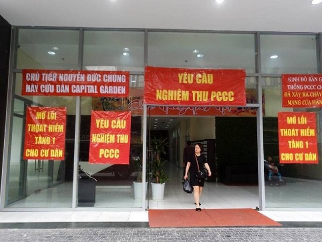 ha noi: lo chay no, cu dan nhieu chung cu dong loat “cang bang ron” hinh anh 3