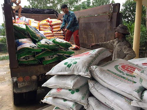 Hà Tĩnh: Nông dân được mua nợ phân bón, 6-12 tháng mới phải trả tiền