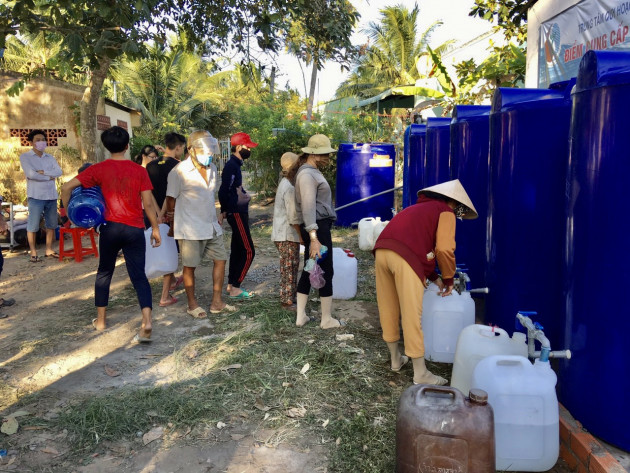 hang ngan ho dan ben tre co nuoc ngot mien phi tu tram cap nuoc moi hinh anh 1