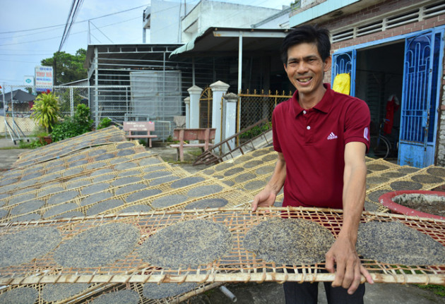 kien giang: bo lai xe ve que "phat duong quang dai" thu banh nay hinh anh 2