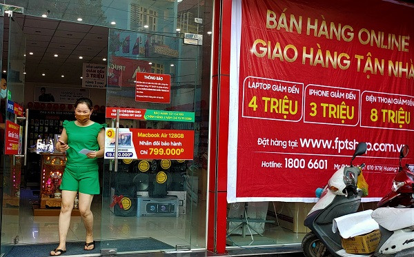 kinh doanh thoi dich covid-19: smartphone cang re cang de ban hinh anh 2