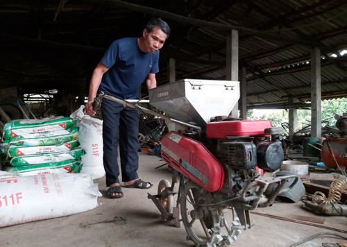 Máy gieo hạt “4 trong 1” độc đáo do 1 nông dân Tuyên Quang sáng chế